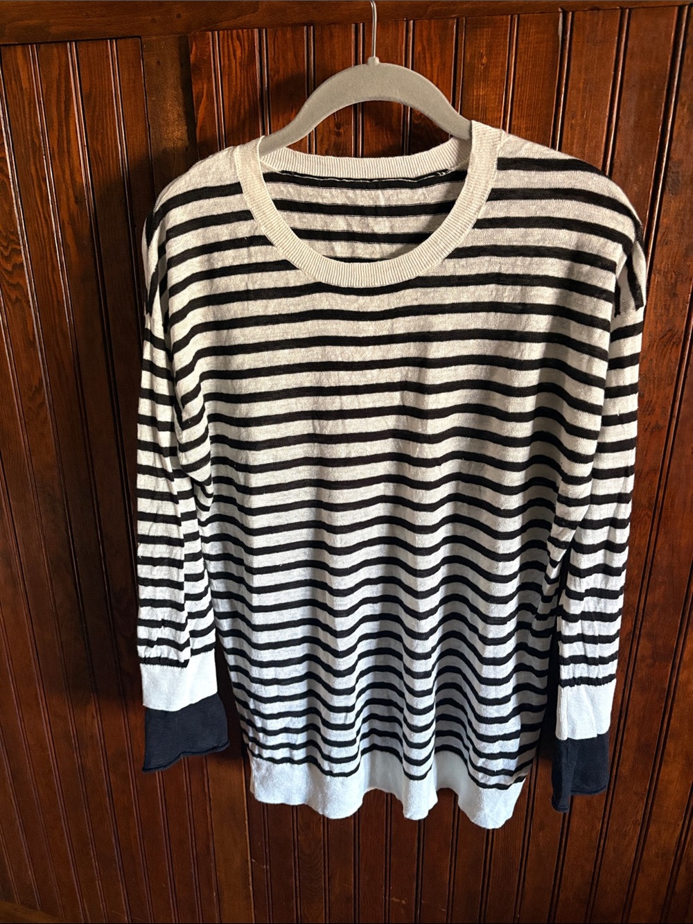 Vince linen Striped Black and White Long Sleeve Sweater. Large